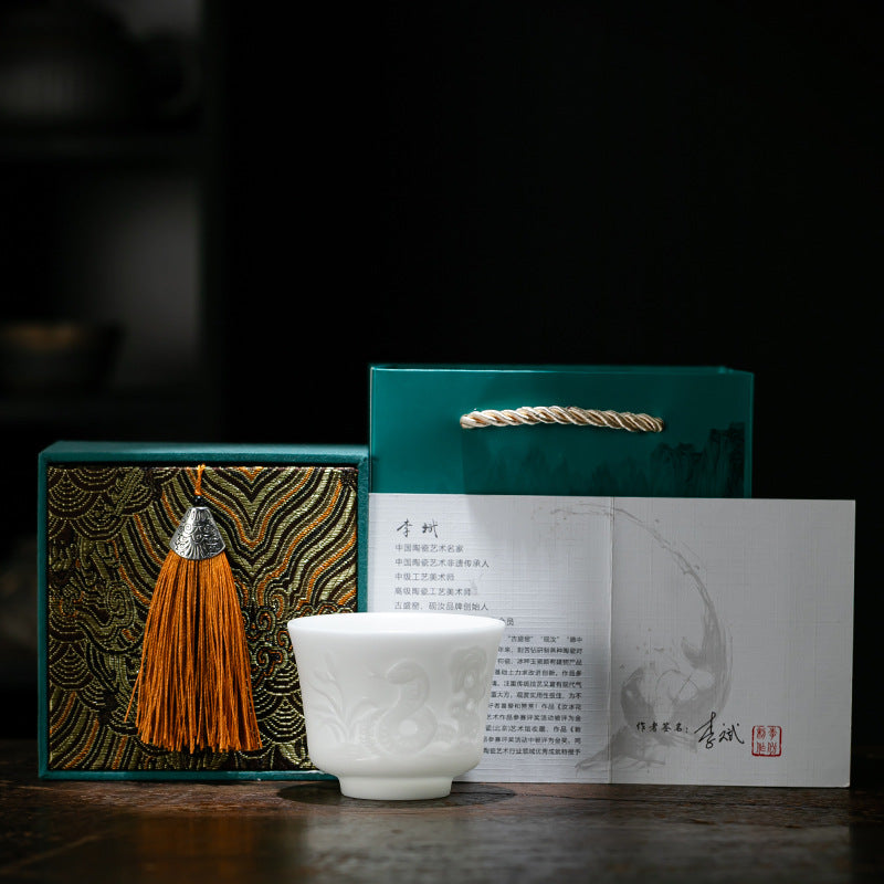 8f5fa7d4-1a59-42e2-b9de-3c8c0a68de71