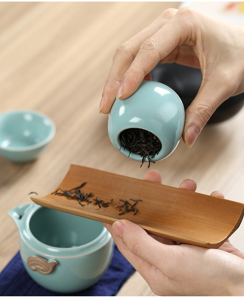 831e4284-8f58-4187-aa6e-66f4a8470cf1